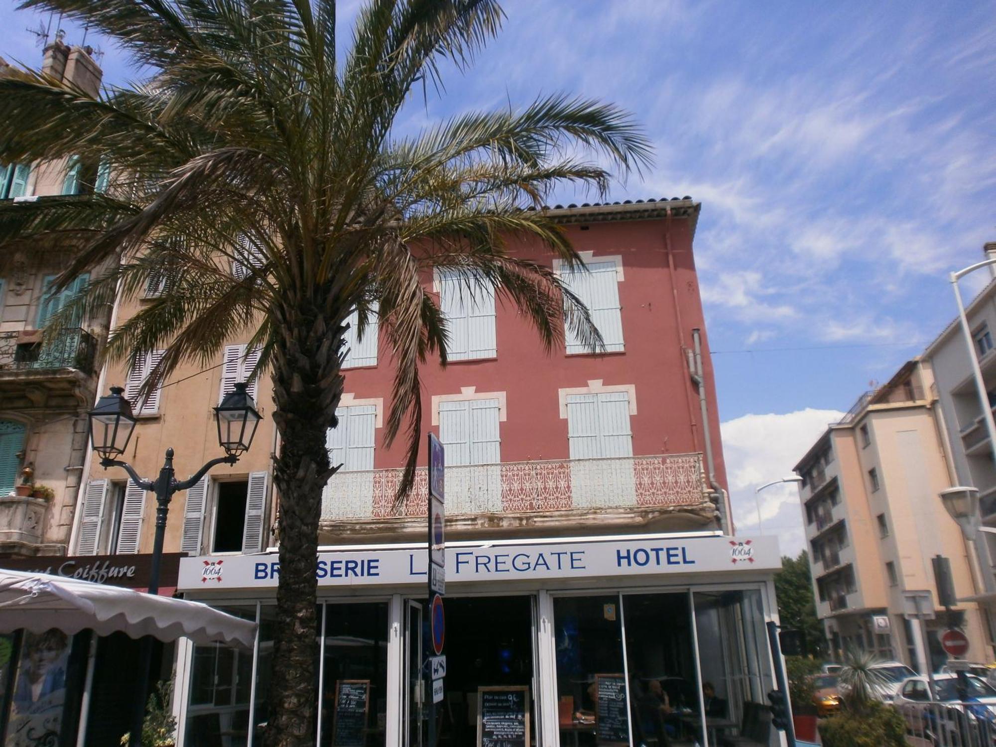 Hotel Restaurant La Fregate La Seyne-sur-Mer Exterior photo